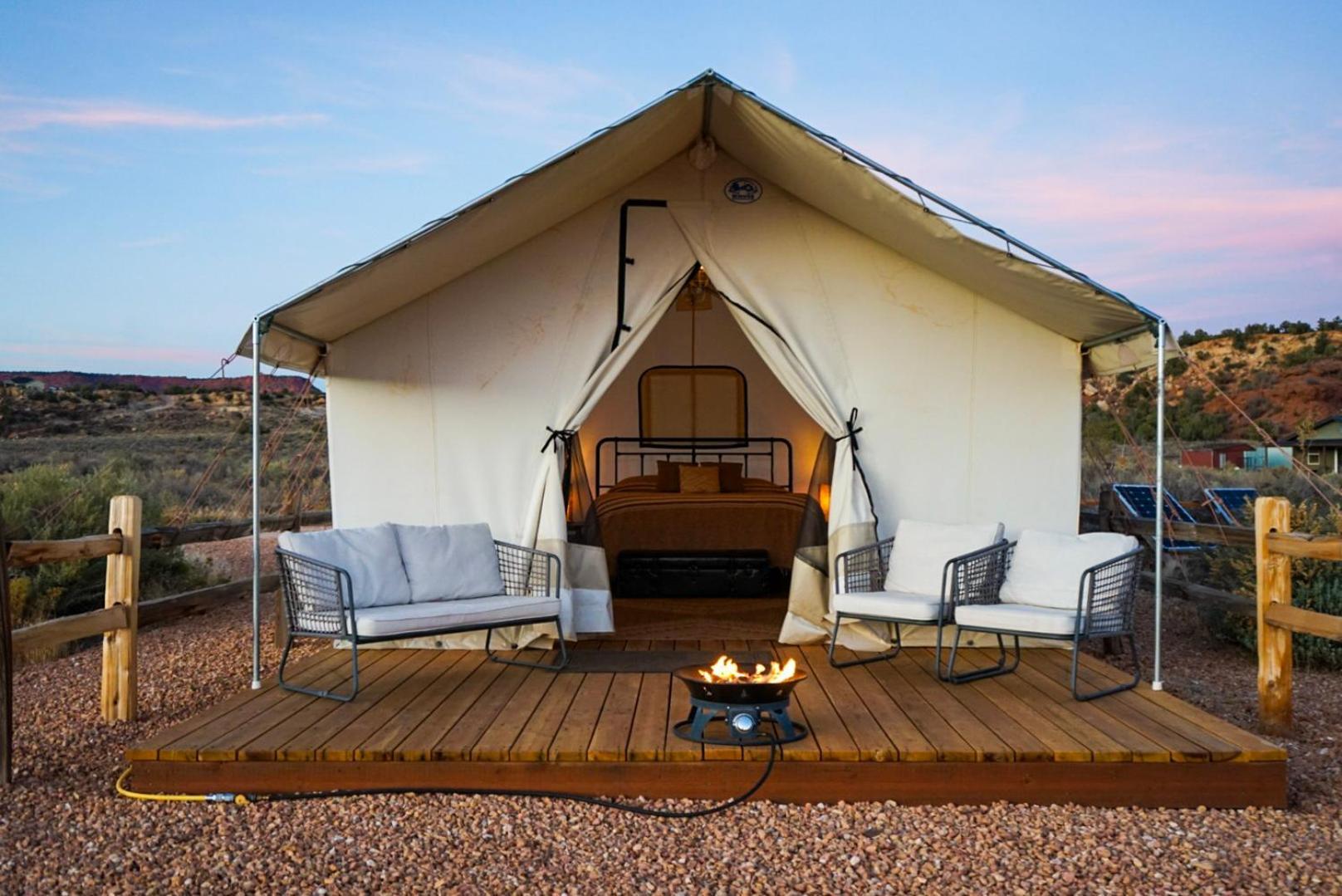 Basecamp 37° Hotel Kanab Eksteriør billede
