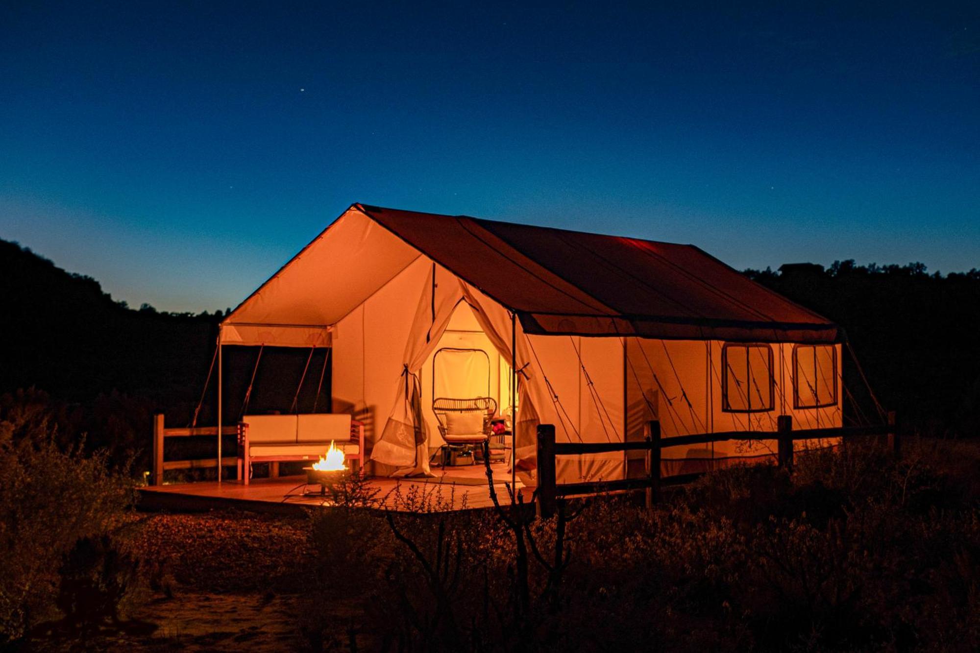 Basecamp 37° Hotel Kanab Eksteriør billede