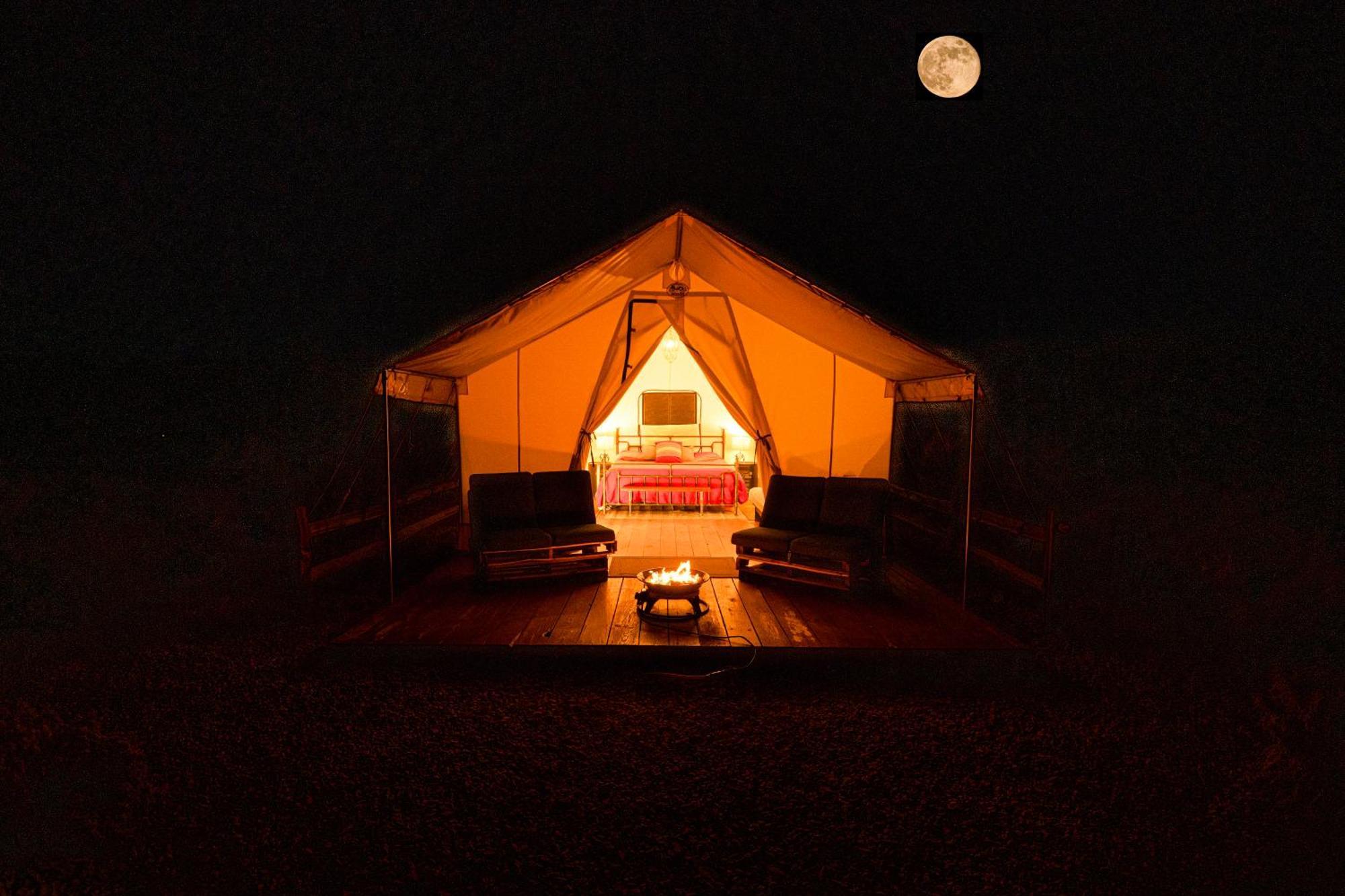 Basecamp 37° Hotel Kanab Eksteriør billede